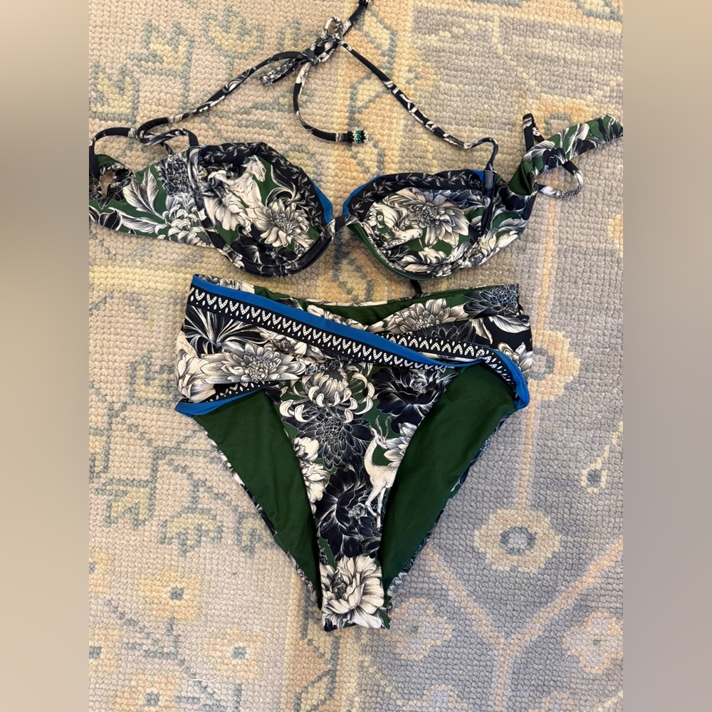 Agua Bendita Floral Bikini - Green and Black